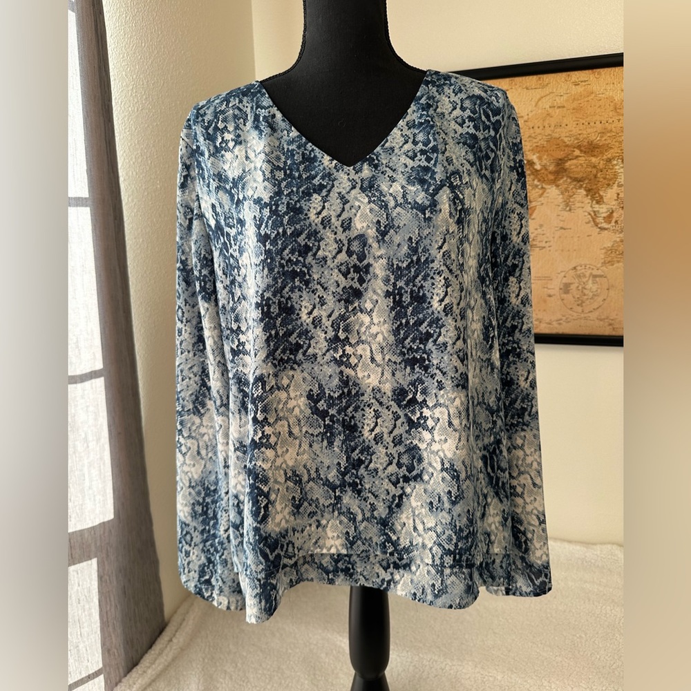 Style & Co v-neck blouse